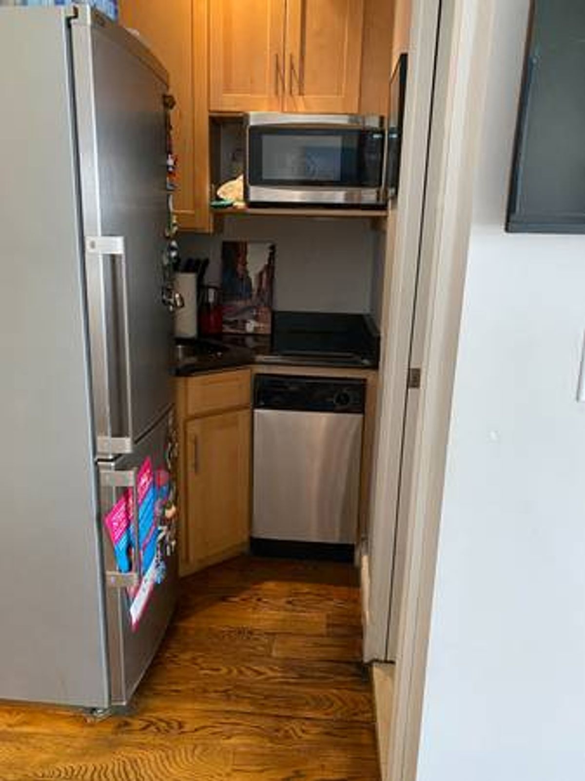 Building Photo - E 35TH ST.