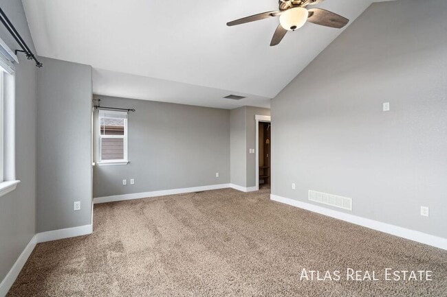 Building Photo - 893 Shirttail Peak Ct