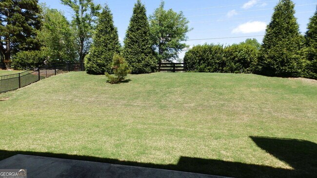 Building Photo - 4071 Copper Creek Way NE