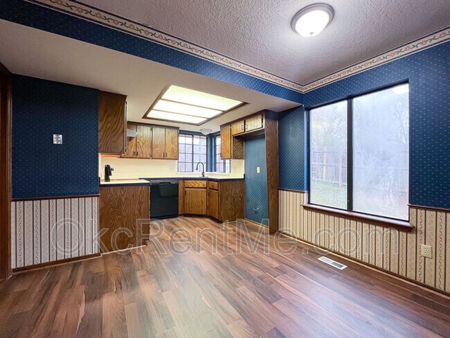 Building Photo - 6801 Chisholm Ct