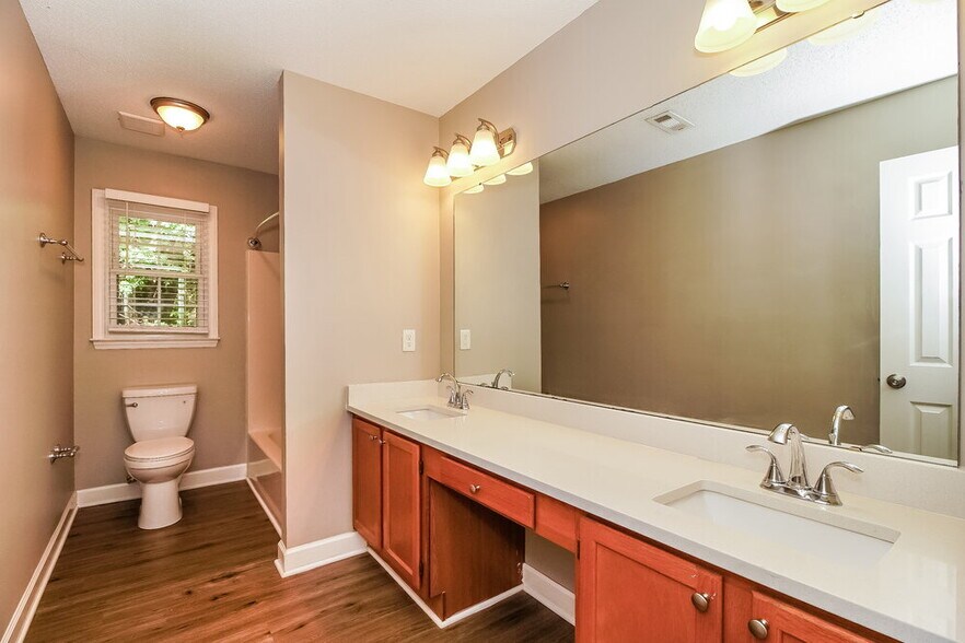 Building Photo - 4107 Garden Grove Ln