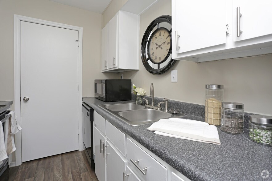 Interior Photo - Hartwell Cove Apartments