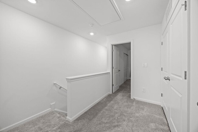 Building Photo - 422 Hacksaw Trl