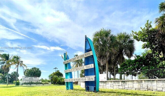 Building Photo - 22 SE 13th Terrace