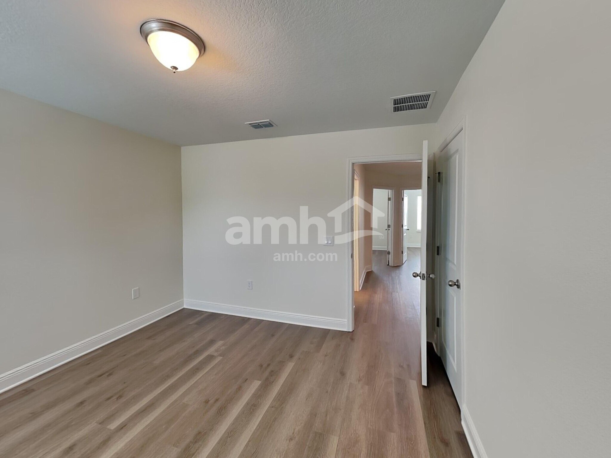 Building Photo - 1114 Heavenly Dr