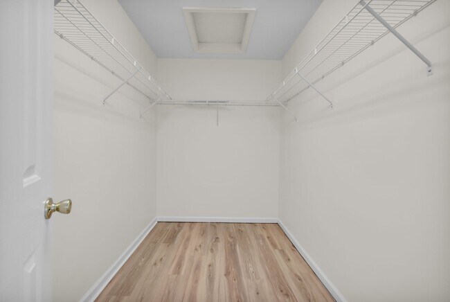 Building Photo - 1332 Adams St