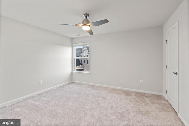 Building Photo - 311 Sunrise Ct