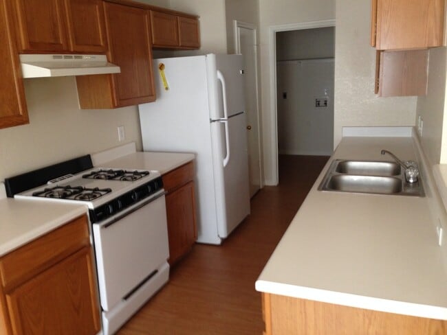 Building Photo - 8511 Apple Carrie Cove