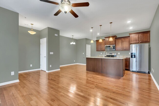 Building Photo - 305 Dursley Ln