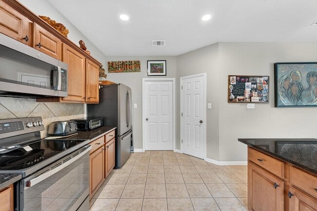 Building Photo - 1403 Melissa Oaks Ln