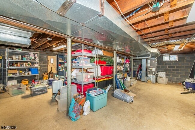 Building Photo - 237 Morris Ave