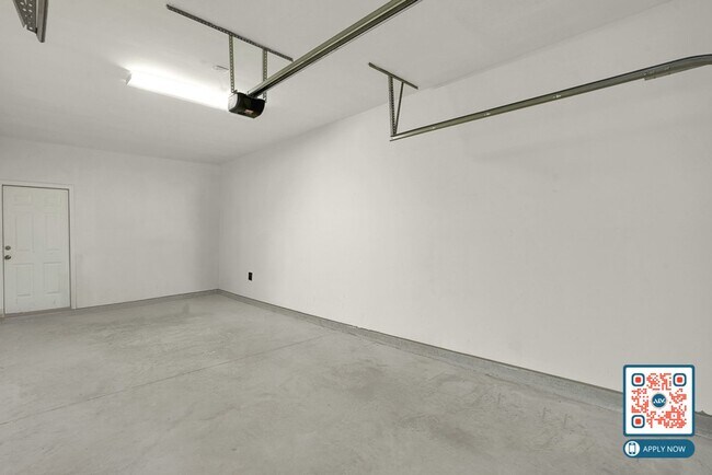 Building Photo - 1.5 Miles to Downtown Bluffton – Dive Into...