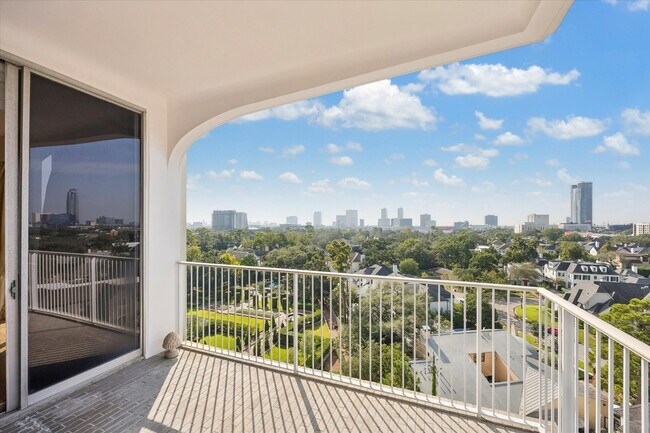 Building Photo - 3711 San Felipe St