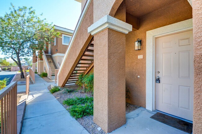Building Photo - Horizon Hills Condominiums