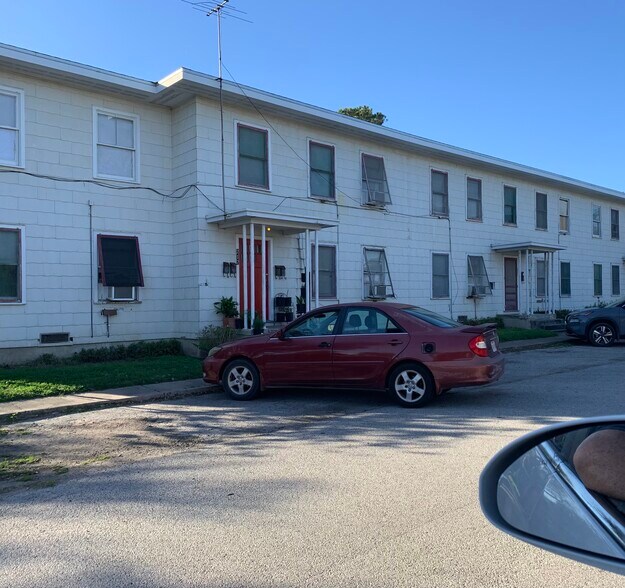 Outside building - 217 N 1st St