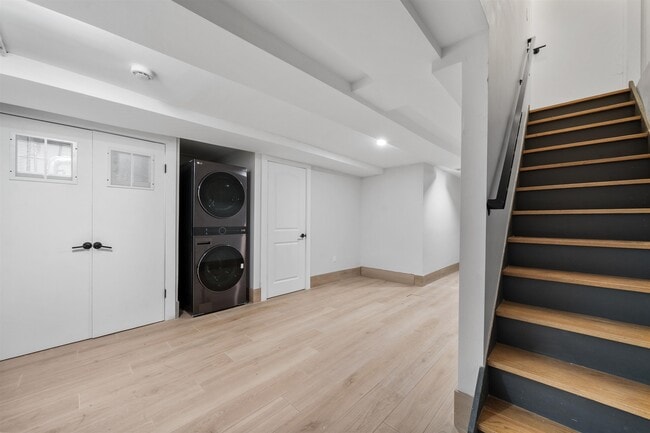 Building Photo - 604 Palisade Ave
