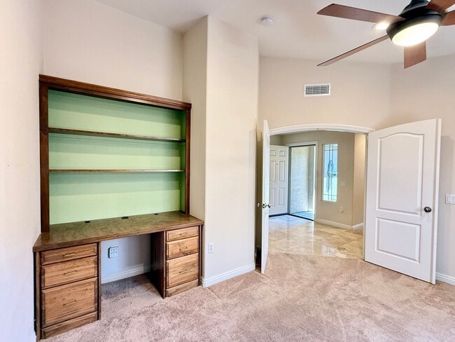 Building Photo - Four Seasons 55+ – Beautifully Upgraded wi...