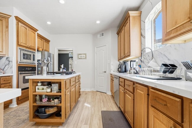 Building Photo - 6119 Durango Bay Ln