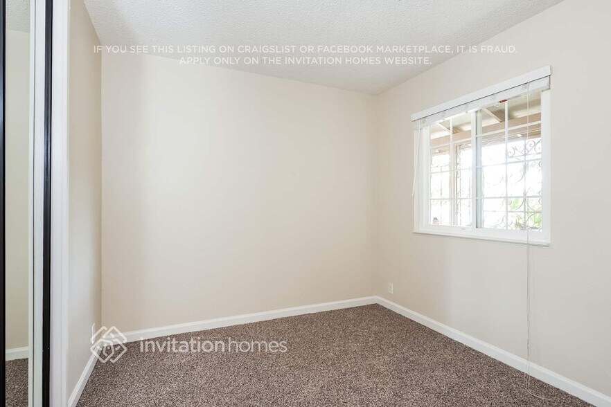 Building Photo - 361 Inverness Dr