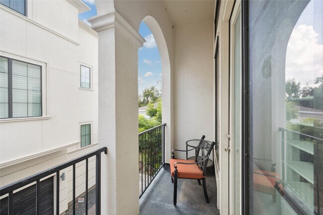 Building Photo - 4721 Banning Dr