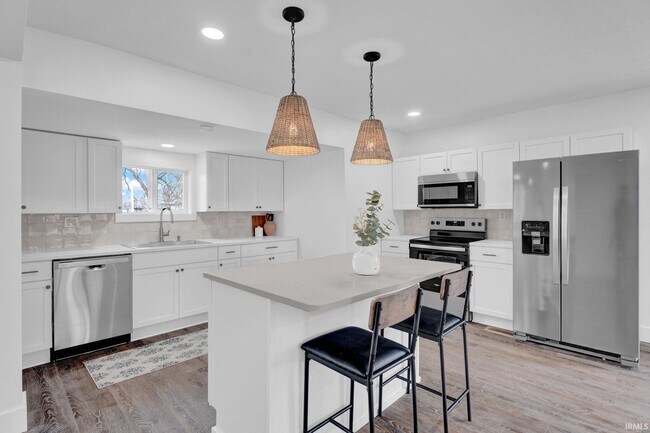 Building Photo - 1907 11th St