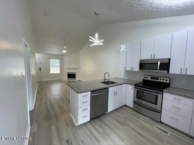 Building Photo - 610 Shadywood Ln