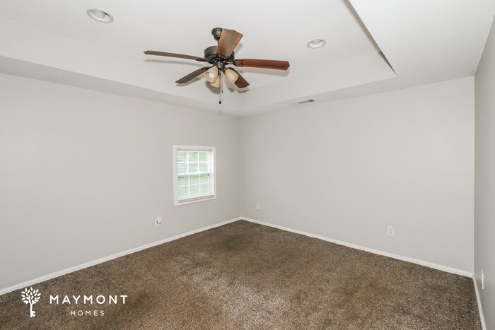 Building Photo - 1147 Hillcrest Dr SE