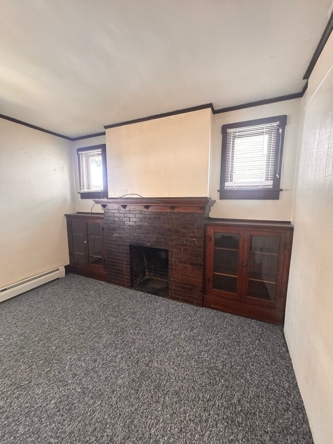 Building Photo - 1620 W Fredonia Ave