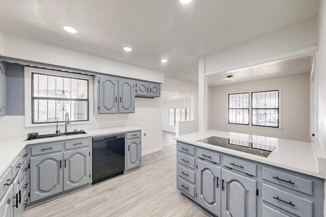 Building Photo - 4109 Fortune Ln
