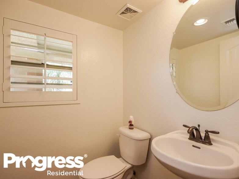 Building Photo - 3580 S Ranger Trail