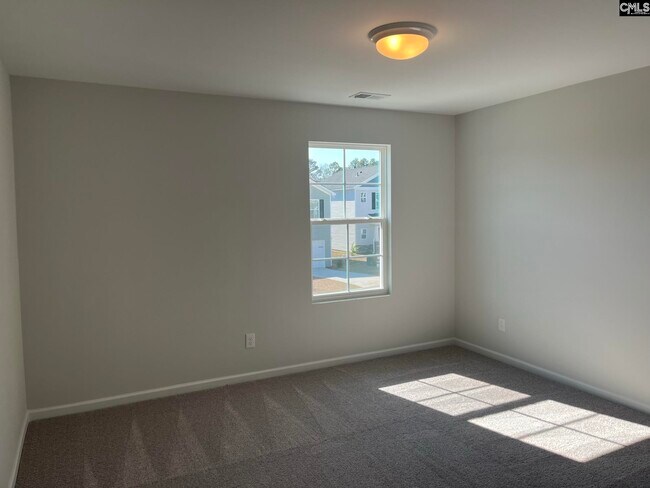 Building Photo - 925 S Desert Orch Ln