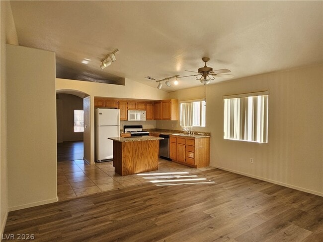 Building Photo - 3519 Ocatillo Mesa Way