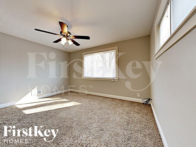 Building Photo - 1546 Highridge Pkwy