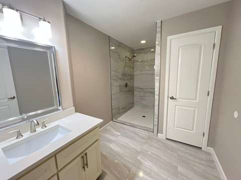 Building Photo - 5511 N 36th Ln