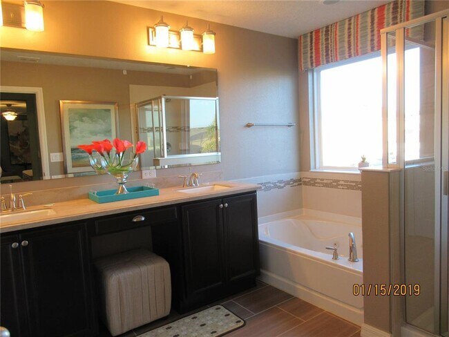 Building Photo - 8067 Pond Apple Dr