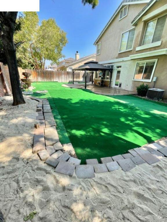 Building Photo - 709 Thompsons Dr