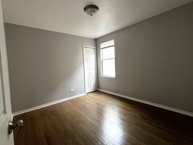 Building Photo - 1801 N Lotus Ave