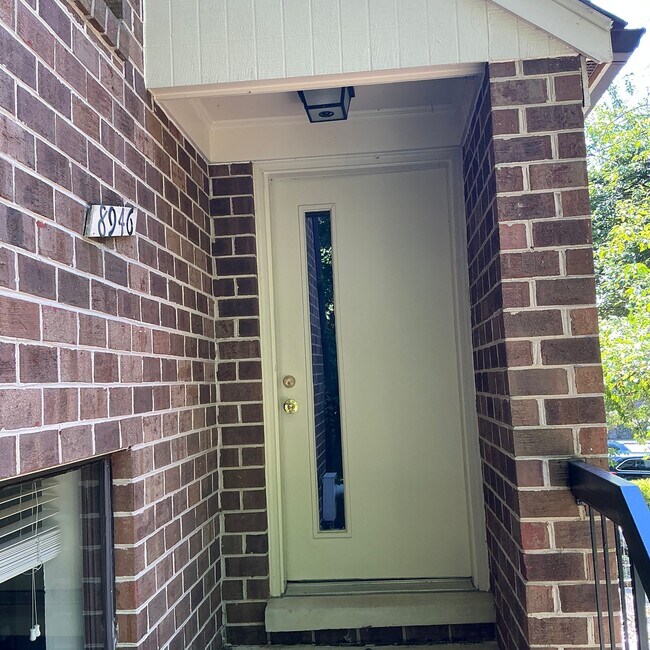 Building Photo - 8946 Skyrock Ct