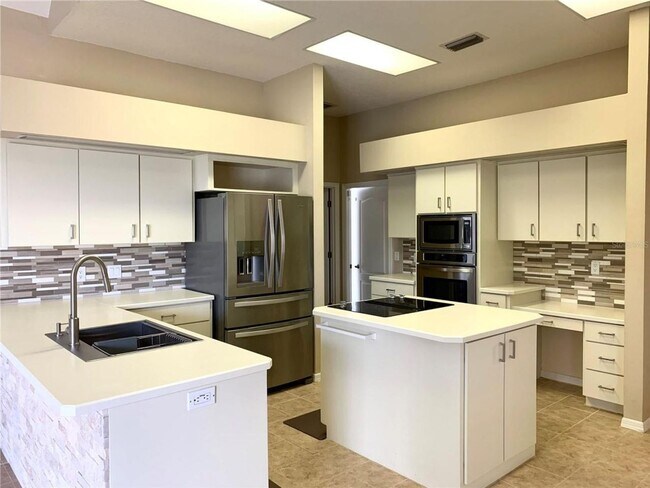 Building Photo - 9 Forge Ln