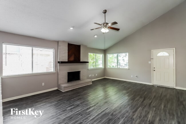 Building Photo - 13830 Walnut Hollow Ln