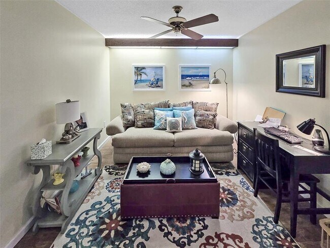 Building Photo - 5749 Avista Dr