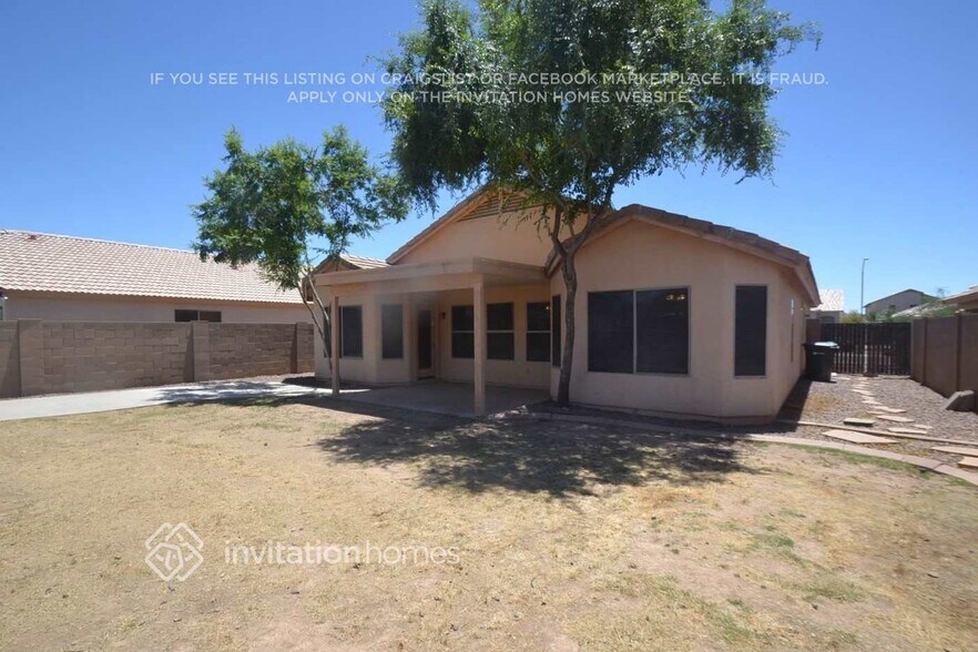 Building Photo - 4324 W Carson Rd