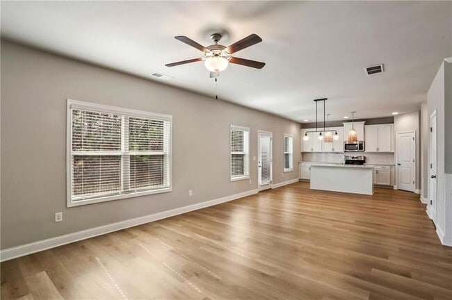 Building Photo - 2099 Easterwood Ct.