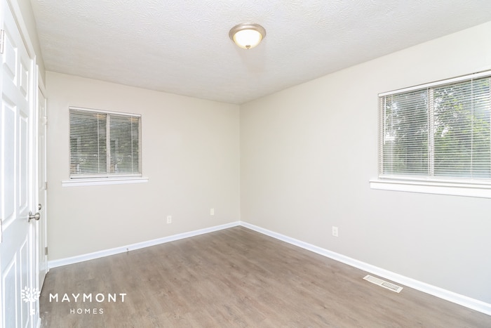 Building Photo - 4376 Clevemont Rd