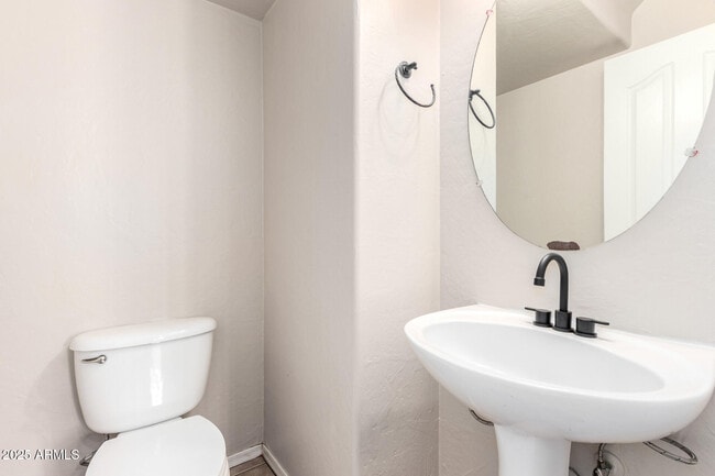 Building Photo - 7503 S 14th St