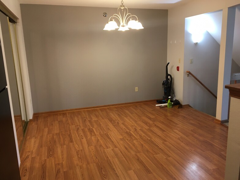 Dining room - 135 W Oak Leaf Dr