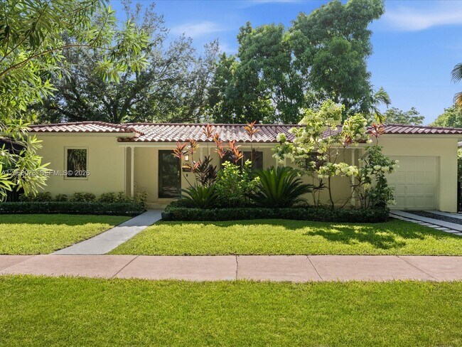Building Photo - 5406 S Le Jeune Rd