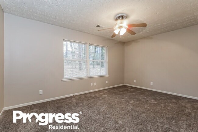 Building Photo - 7215 Buck Creek Dr