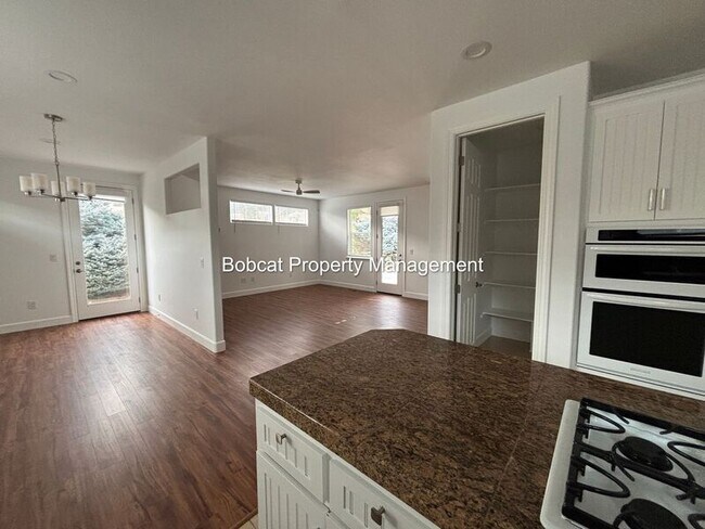 Building Photo - 2437 Genoa Meadows Cir