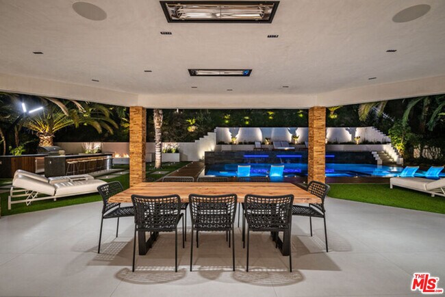 Building Photo - 25879 Chalmers Pl